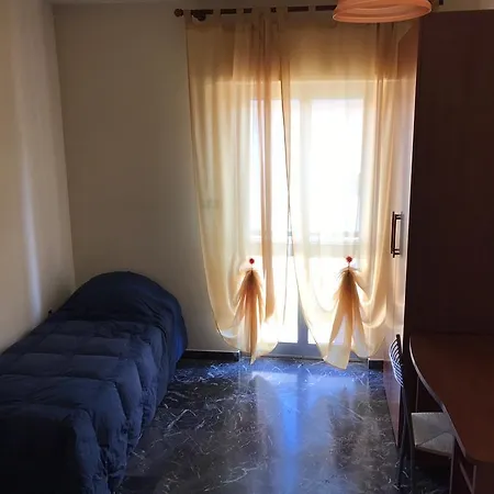A Due Passi Dal Mare Apartman *